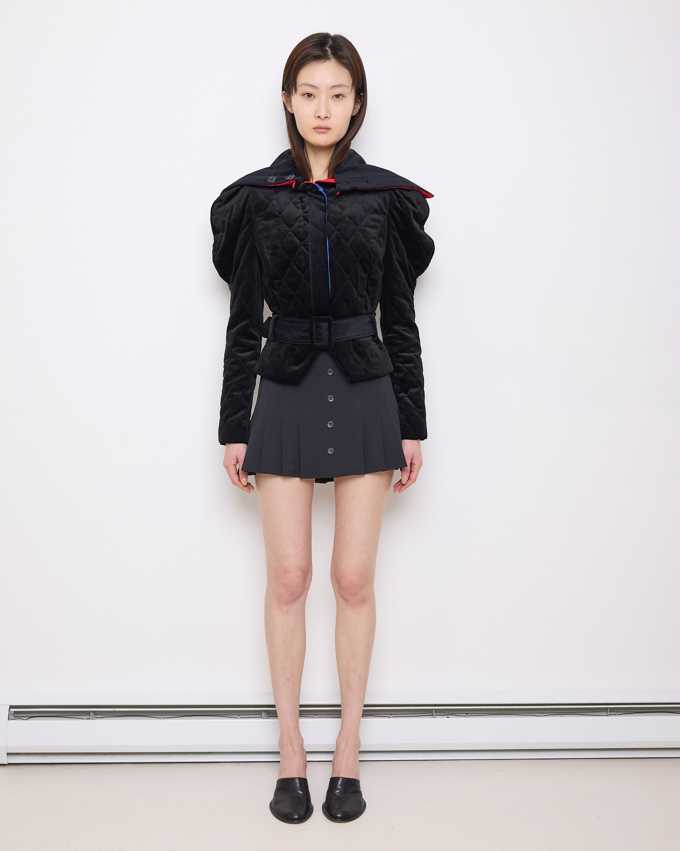 Vintage Cropped Jacket with attachable hood, size 42 fits XS–S, 21-inch length. Model is 5'9", very good condition